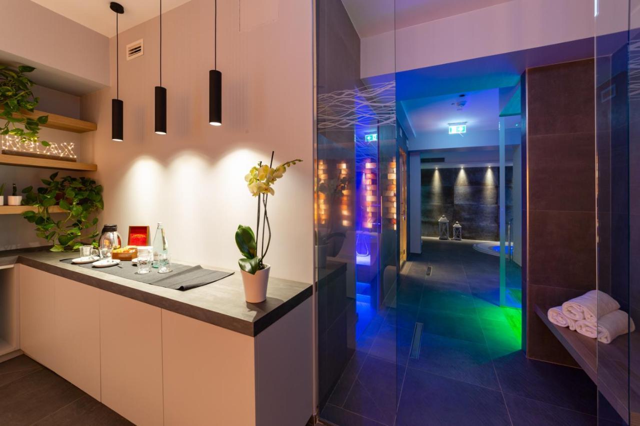 วอลดอร์ฟ พาเลซ โฮเทล Hotel กัตตอลิกา ภายนอก รูปภาพ