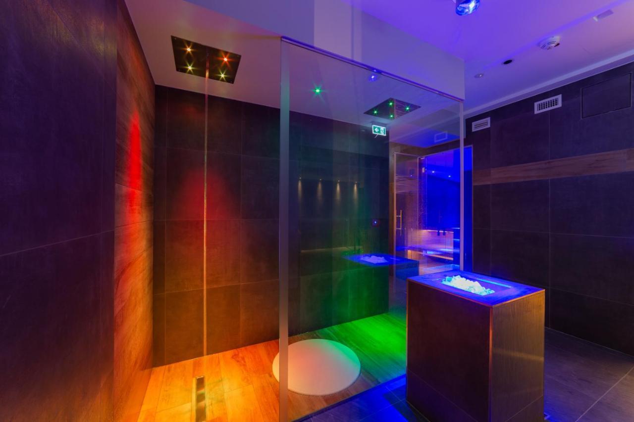 วอลดอร์ฟ พาเลซ โฮเทล Hotel กัตตอลิกา ภายนอก รูปภาพ