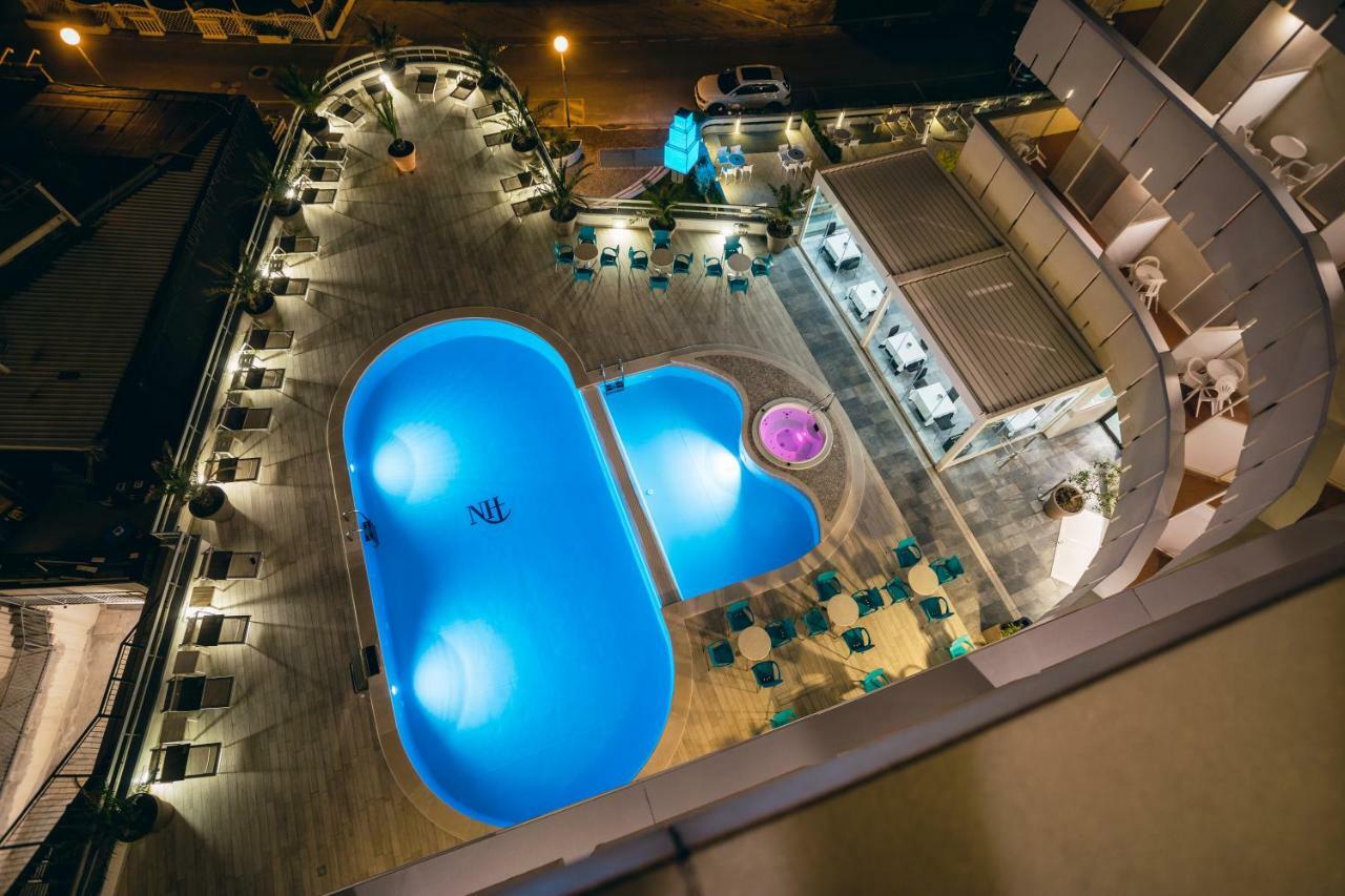 วอลดอร์ฟ พาเลซ โฮเทล Hotel กัตตอลิกา ภายนอก รูปภาพ