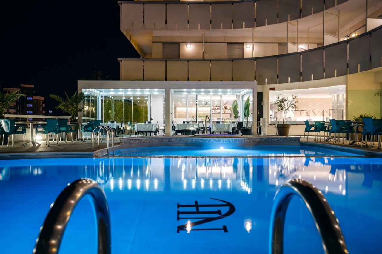 วอลดอร์ฟ พาเลซ โฮเทล Hotel กัตตอลิกา ภายนอก รูปภาพ